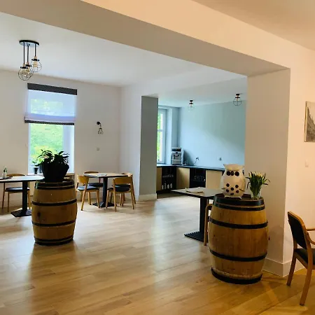 Bed & Breakfast Sowia Dolina - Gory Sowie 3*